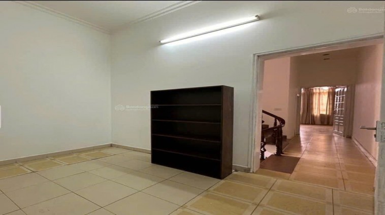CHO THUÊ LÀM HOMESTAY PHỐ HỒNG HÀ, 5 TẦNG, 50M2, 5 PN, 22 TRIỆU (CTL)